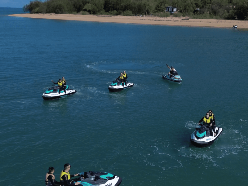 Jet ski Magnetic Island express